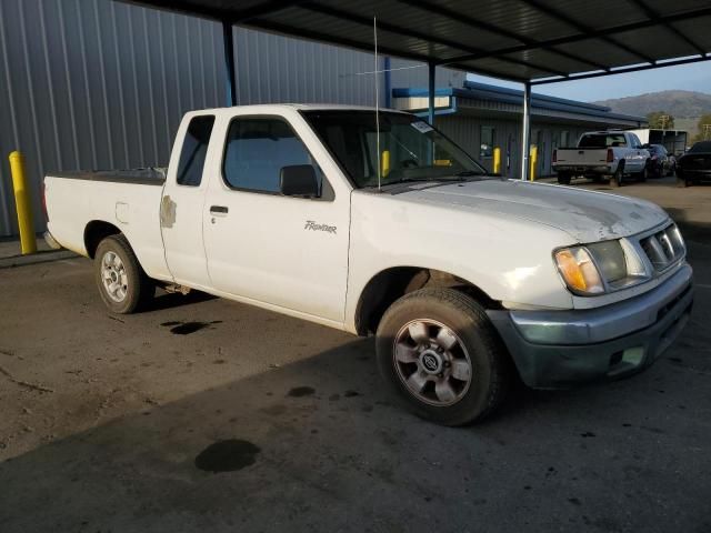 2000 Nissan Frontier King Cab XE