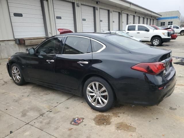 2017 Infiniti Q70 3.7