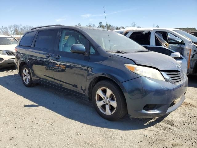 2012 Toyota Sienna LE