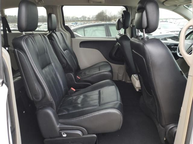 2015 Chrysler Town & Country Touring