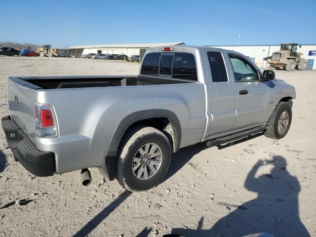 2006 Mitsubishi Raider Durocross