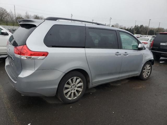 2014 Toyota Sienna LE