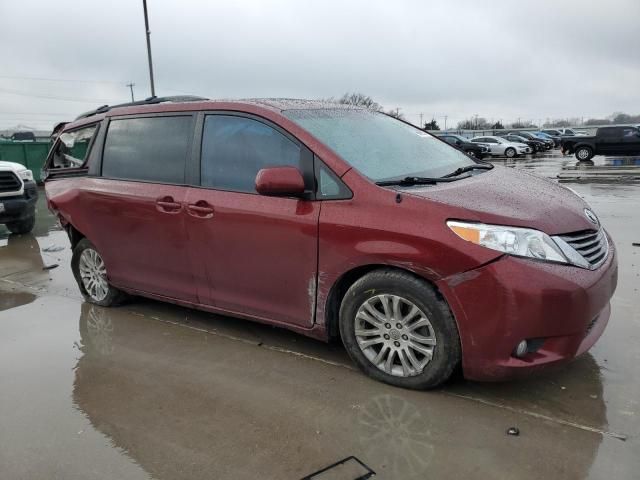 2014 Toyota Sienna XLE