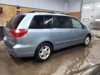 2005 Toyota Sienna XLE