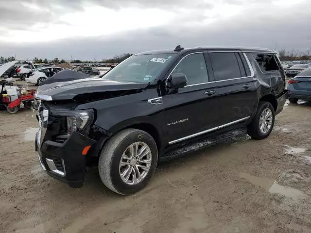 2022 GMC Yukon XL K1500 SLT