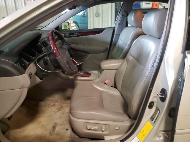 2004 Lexus ES 330