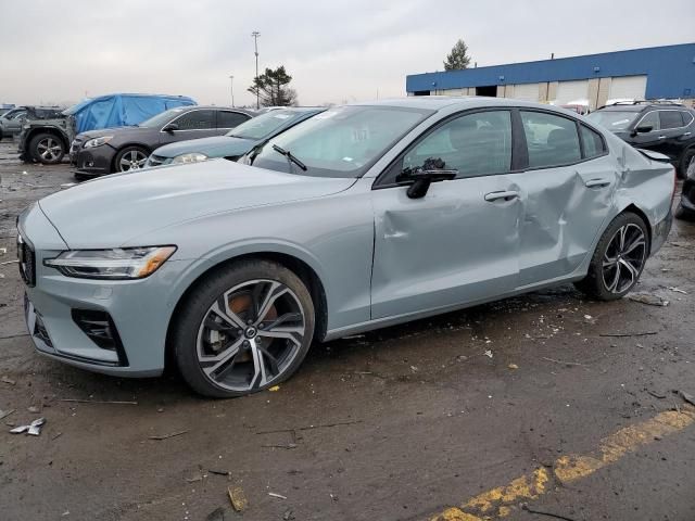 2024 Volvo S60 Plus