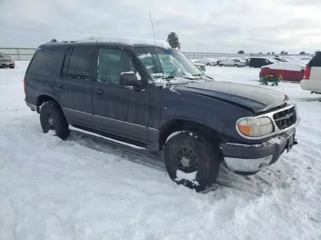 2000 Ford Explorer XLT