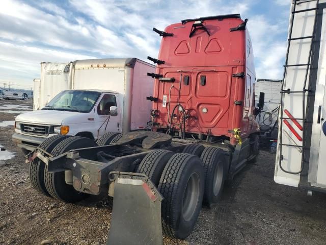 2017 Freightliner Cascadia Semi Truck