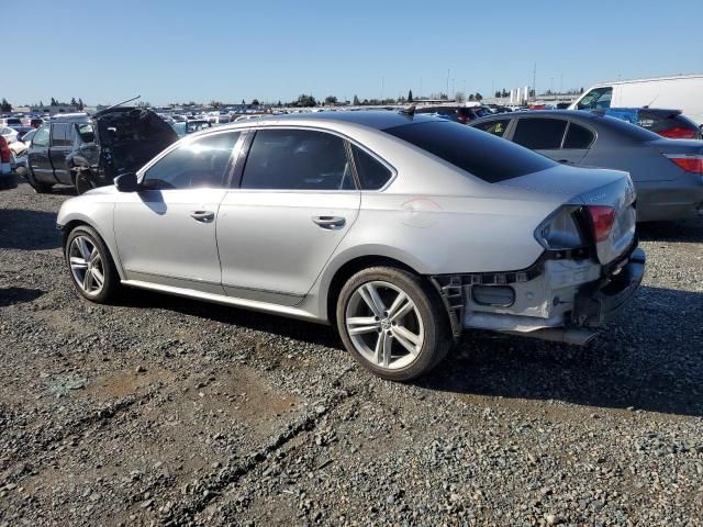 2013 Volkswagen Passat SEL