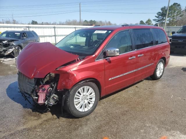 2013 Chrysler Town & Country Limited