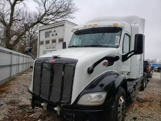 2019 Peterbilt 579