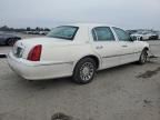 2000 Lincoln Town Car Signature