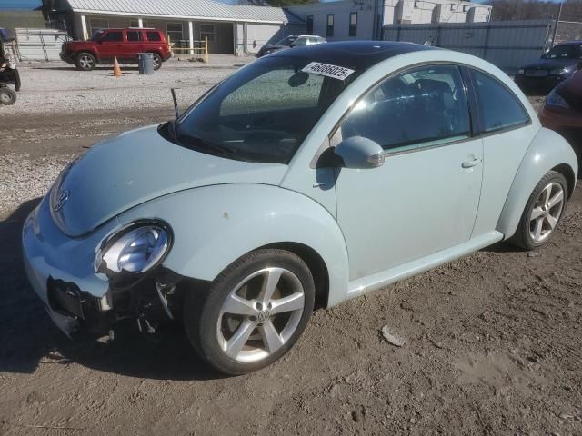 2010 Volkswagen New Beetle