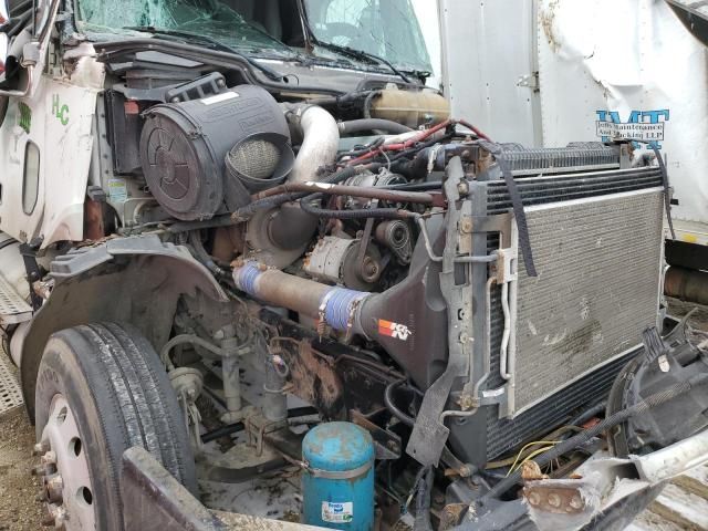 2006 Freightliner Conventional Columbia