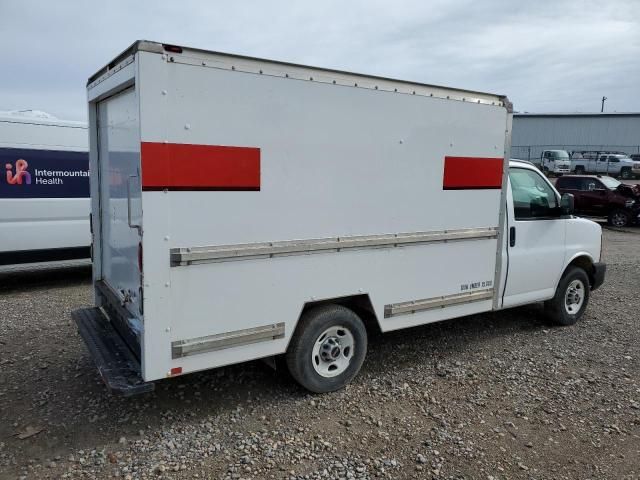 2009 GMC Savana Cutaway G3500