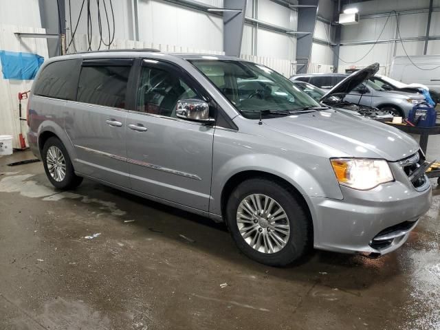 2015 Chrysler Town & Country Touring L