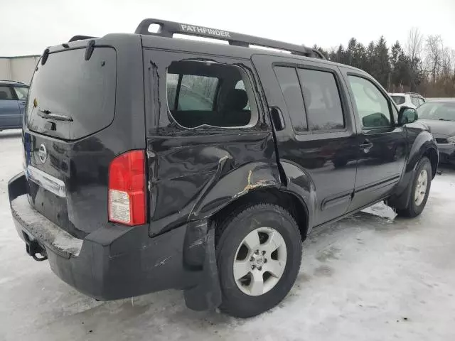 2006 Nissan Pathfinder LE