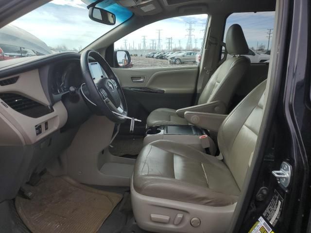 2015 Toyota Sienna XLE