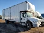 2007 Freightliner Business Class M2 106 BOX Truck