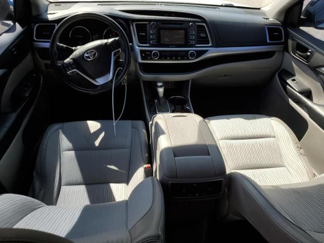 2015 Toyota Highlander LE