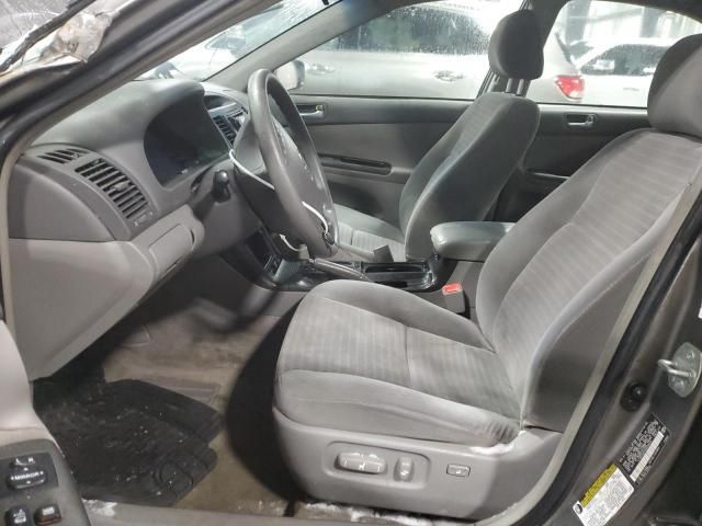 2005 Toyota Camry LE