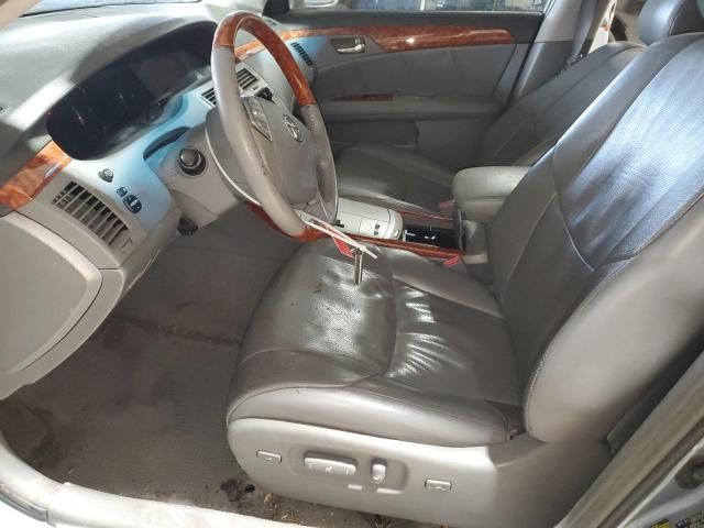 2005 Toyota Avalon XL