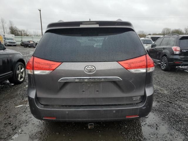 2011 Toyota Sienna XLE