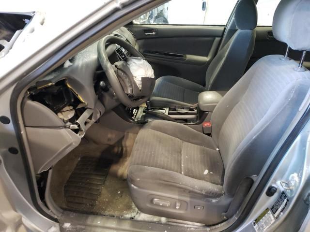 2005 Toyota Camry LE