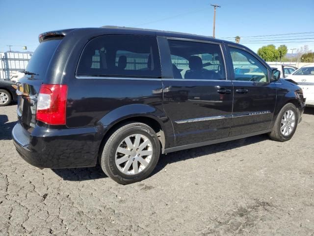 2016 Chrysler Town & Country Touring