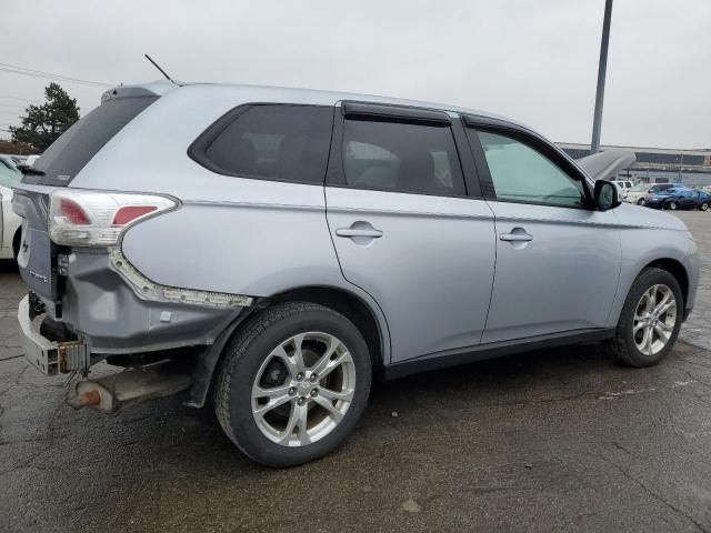 2014 Mitsubishi Outlander SE