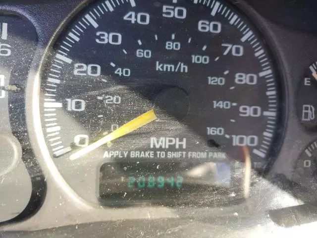 2000 Chevrolet Silverado C1500