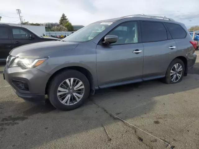 2018 Nissan Pathfinder S