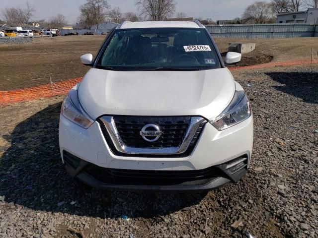 2019 Nissan Kicks S