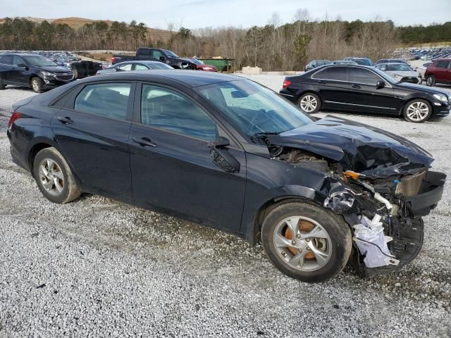 2022 Hyundai Elantra SE