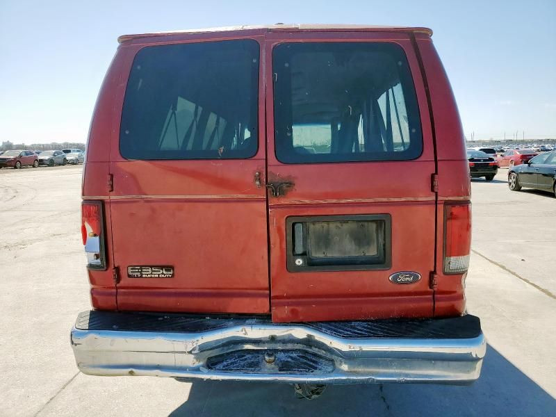 2001 Ford Econoline E350 Super Duty Wagon