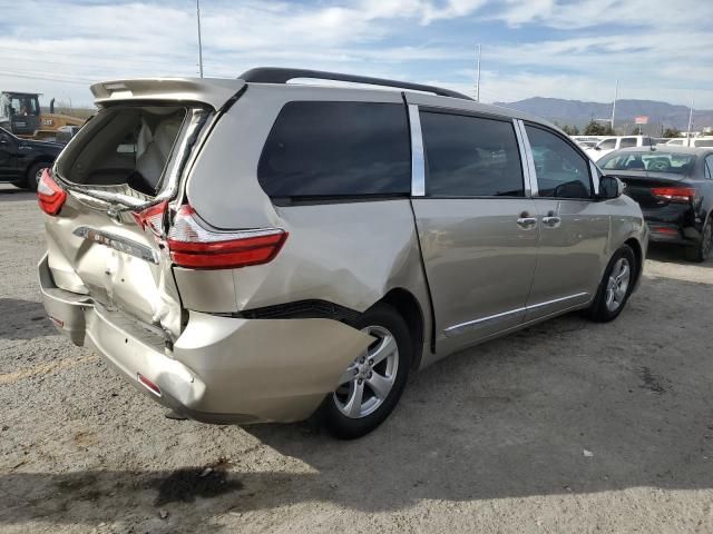 2015 Toyota Sienna LE