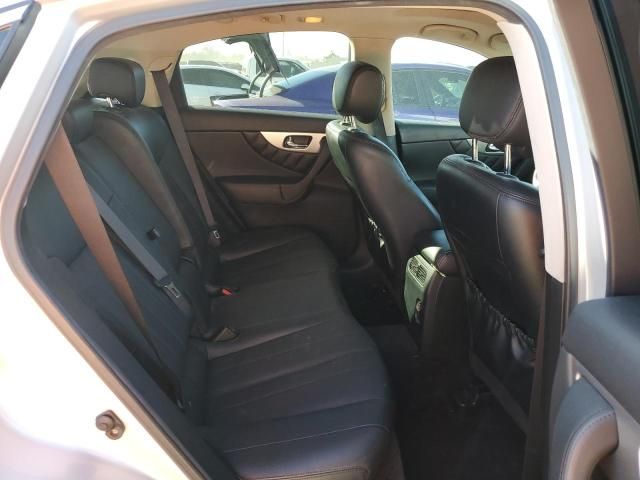 2012 Infiniti FX35