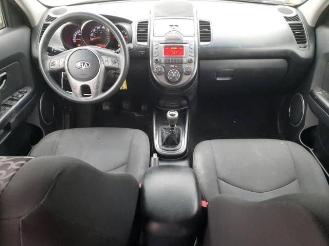 2011 KIA Soul +