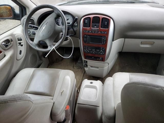 2005 Chrysler Town & Country Limited