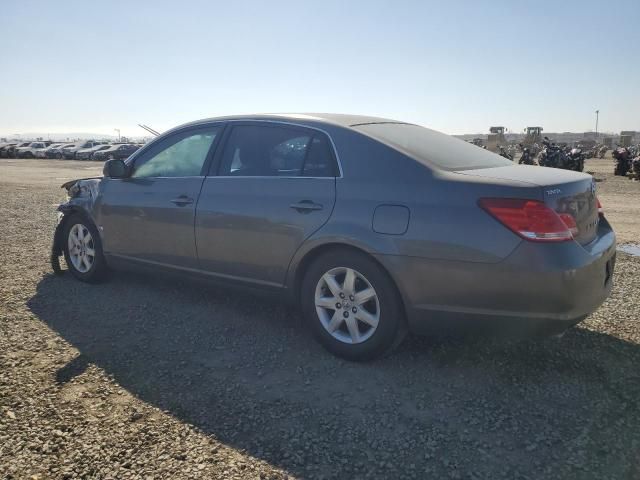 2005 Toyota Avalon XL