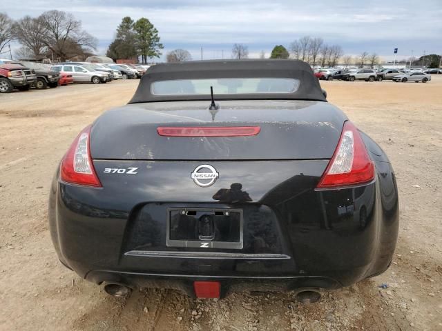 2016 Nissan 370Z Base