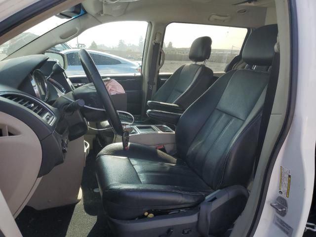 2015 Chrysler Town & Country Touring