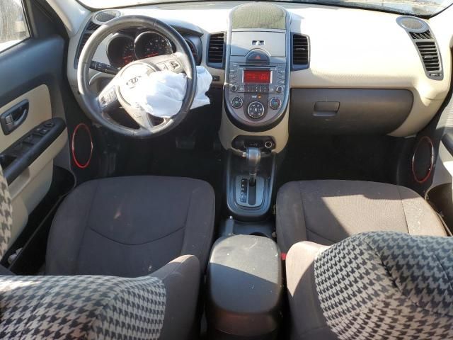 2010 KIA Soul +