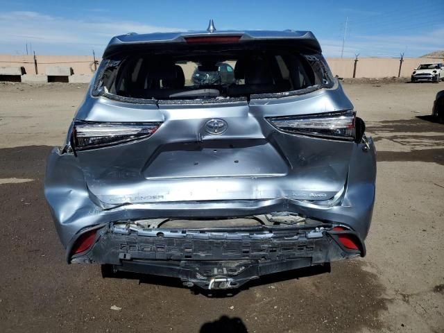 2021 Toyota Highlander XLE