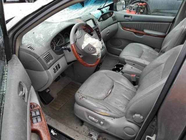 2004 Toyota Sienna XLE