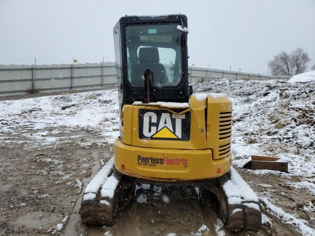 2016 Caterpillar 2016 Caterillar 304