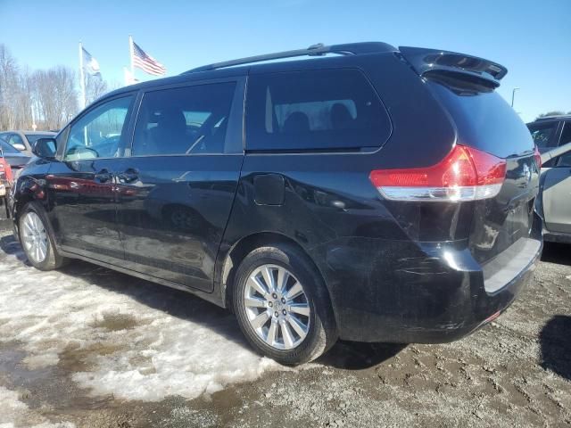 2013 Toyota Sienna LE