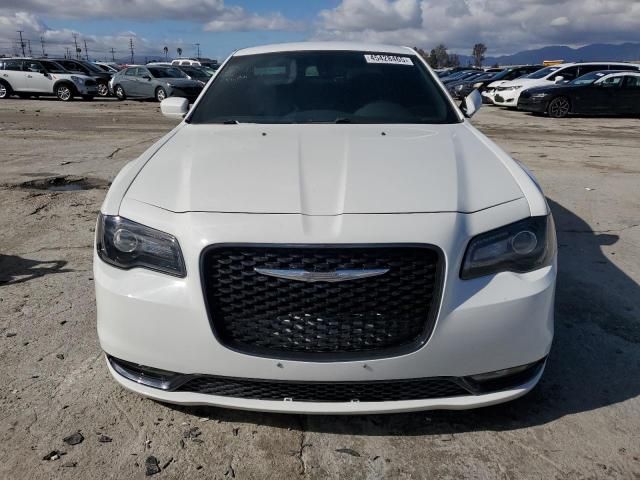 2019 Chrysler 300 S