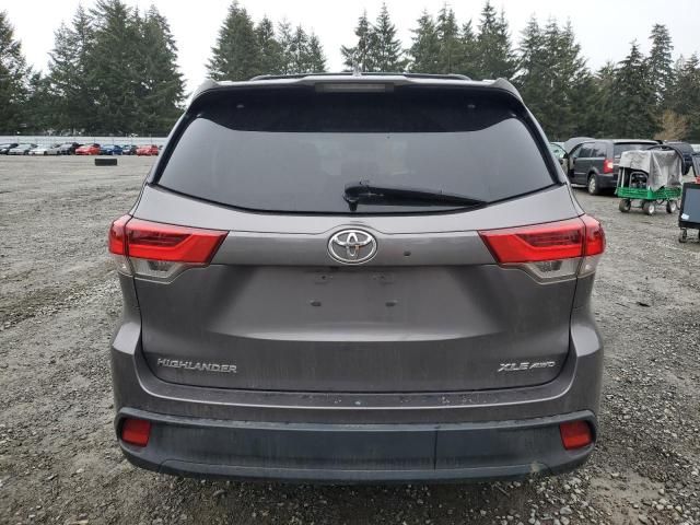 2019 Toyota Highlander SE